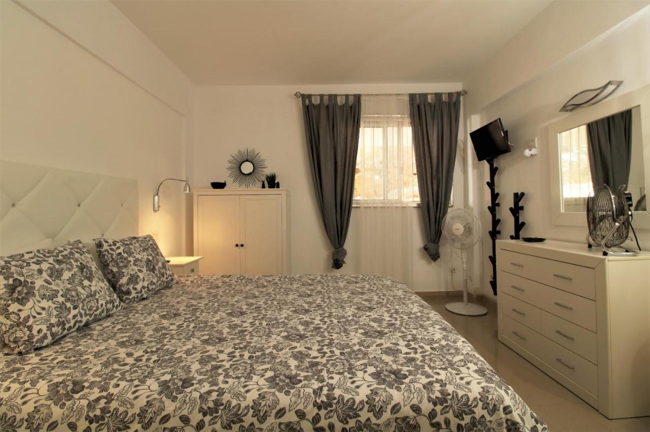 Agreable Appartement Au Bord De L' Ocean, Playa Paraiso 아데제 외부 사진
